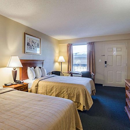 Quality Inn Troutville - Roanoke North Екстериор снимка