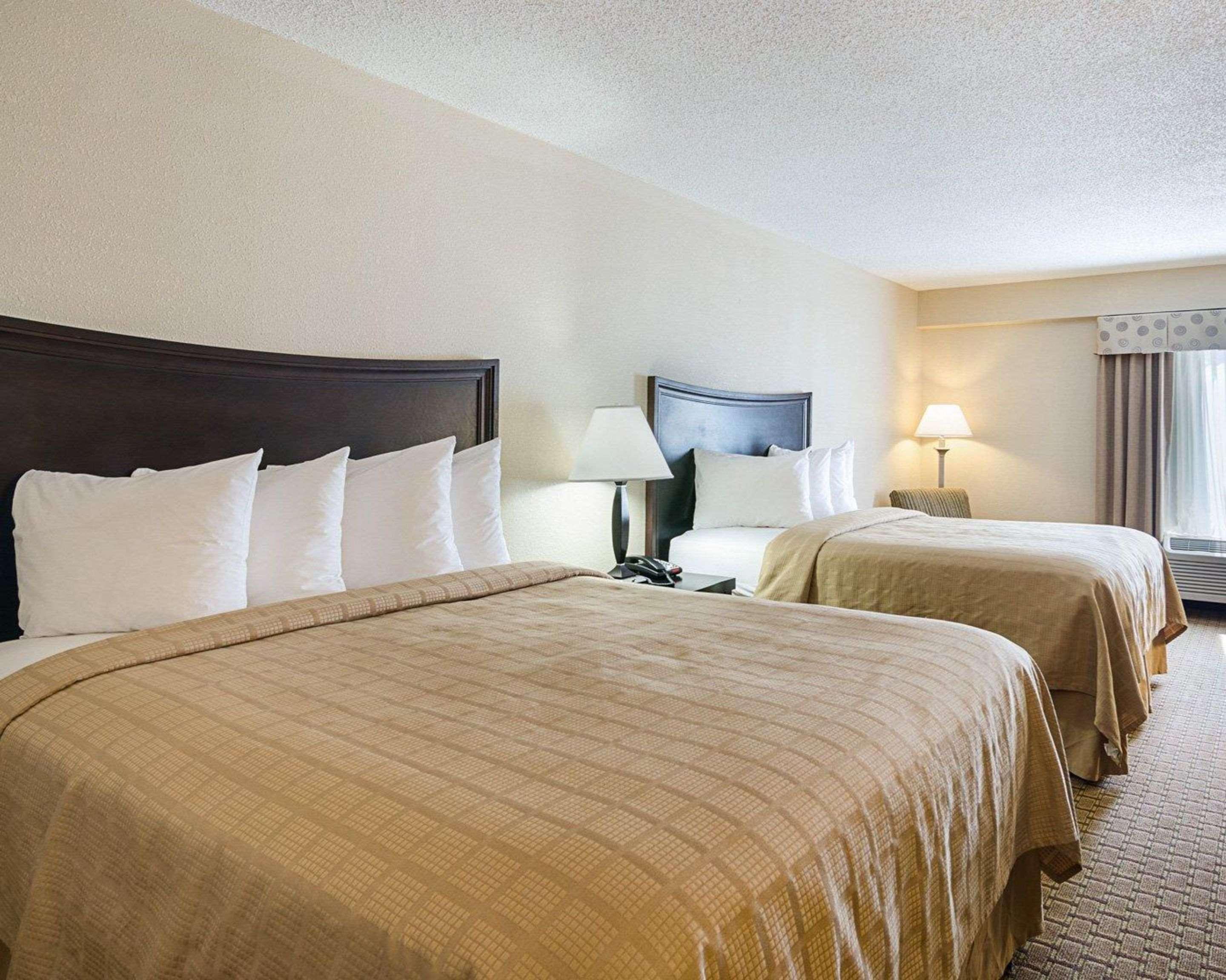 Quality Inn Troutville - Roanoke North Екстериор снимка