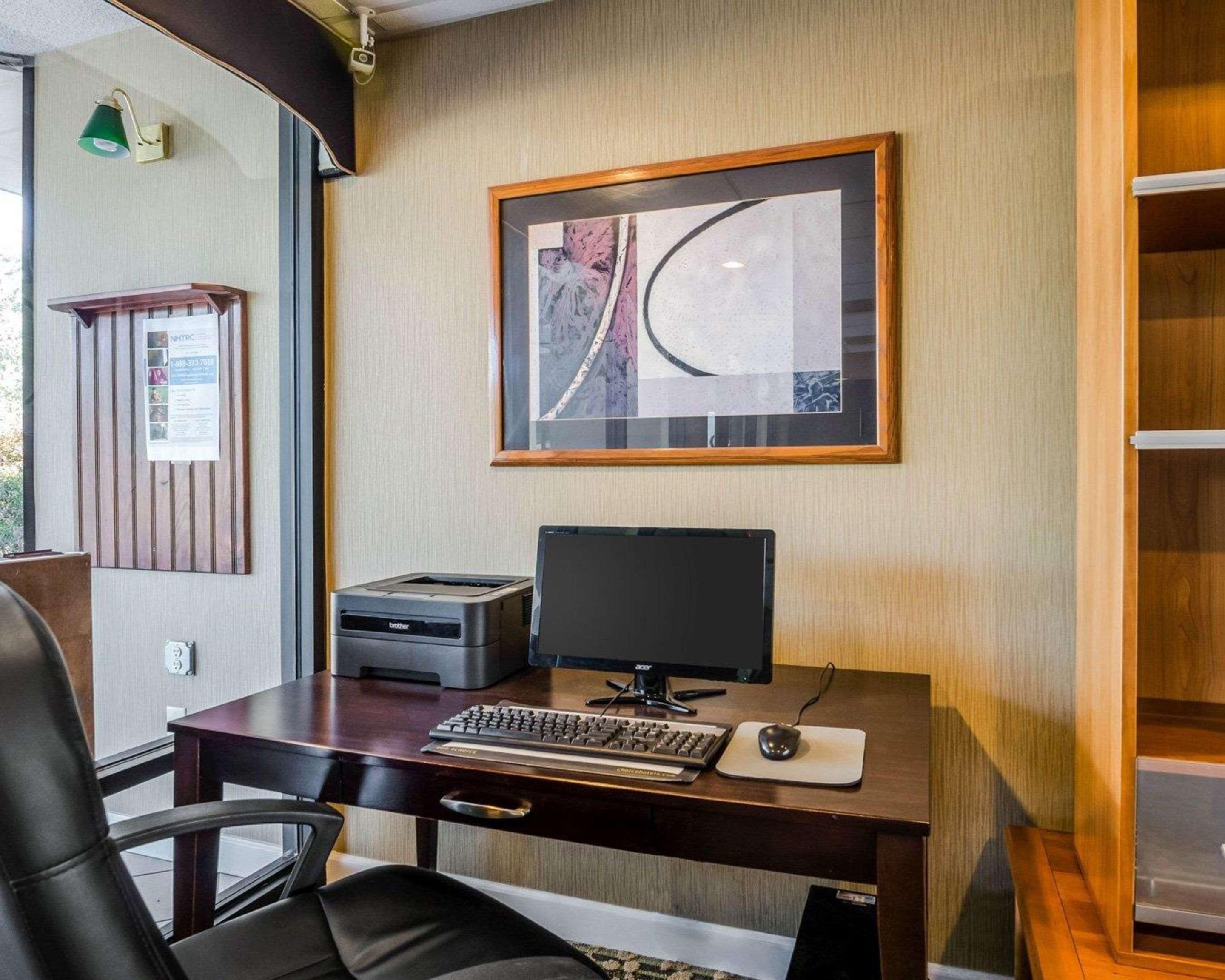 Quality Inn Troutville - Roanoke North Екстериор снимка
