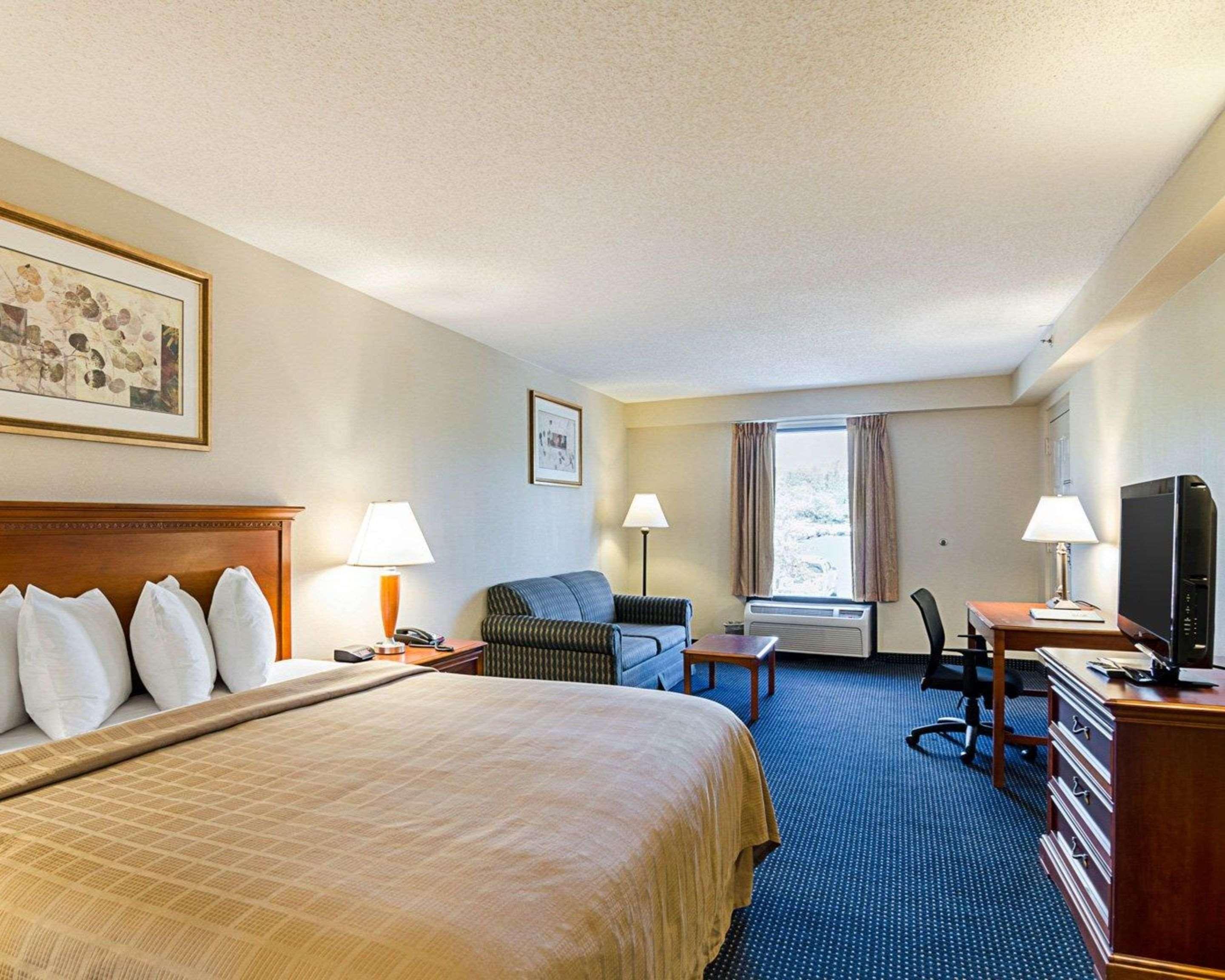 Quality Inn Troutville - Roanoke North Екстериор снимка